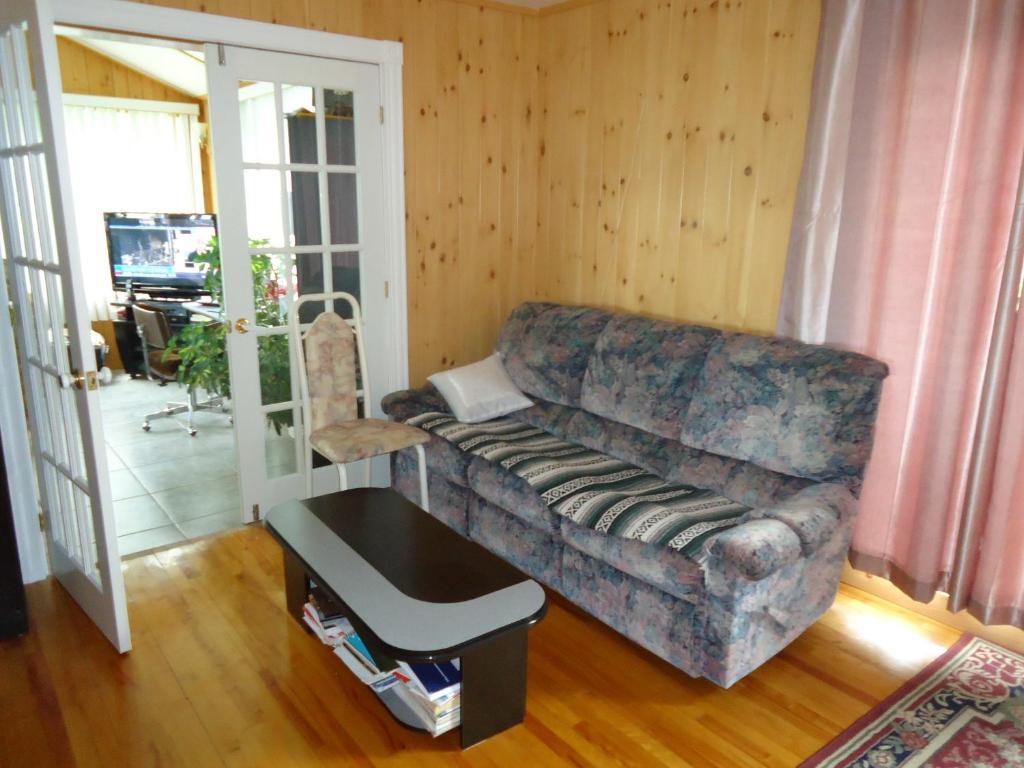 Gite A L'Abri Du Vent Bed And Breakfast Perce Exterior photo